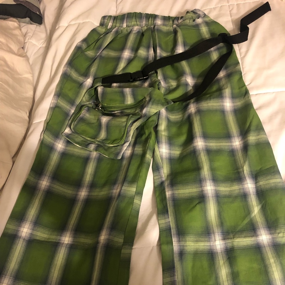 Totally clueless Fanny Pack Pants - Green